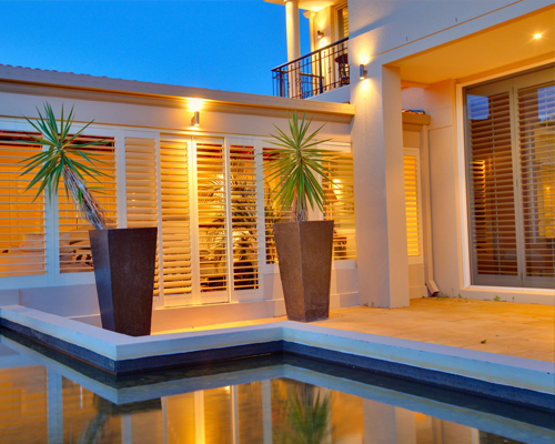 Aluminium Outdoor Shutters from Brisbane Shutters and Awnings are perfect for maximising your home’s outdoor living spaces, including patios, decks and balconies